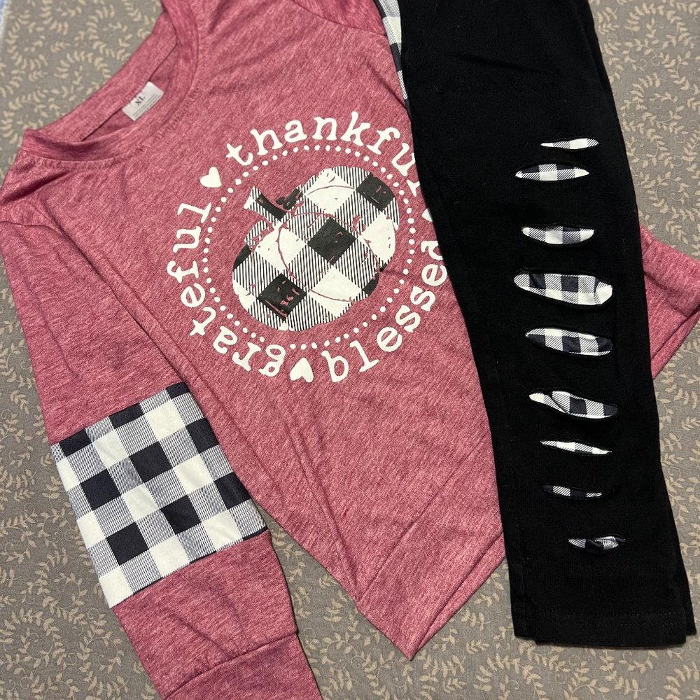 Fall Boutique Outfit. Grateful. Thankful. Blessed. Pumpkins. Plaid Size XL